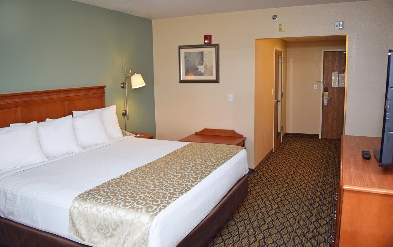 Beachfront Hotel Houghton Lake Exterior foto