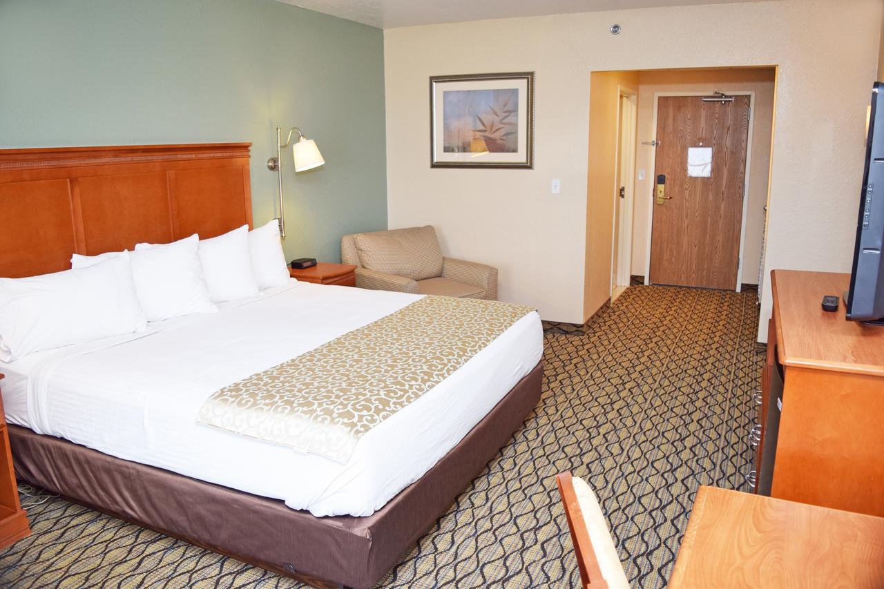 Beachfront Hotel Houghton Lake Exterior foto